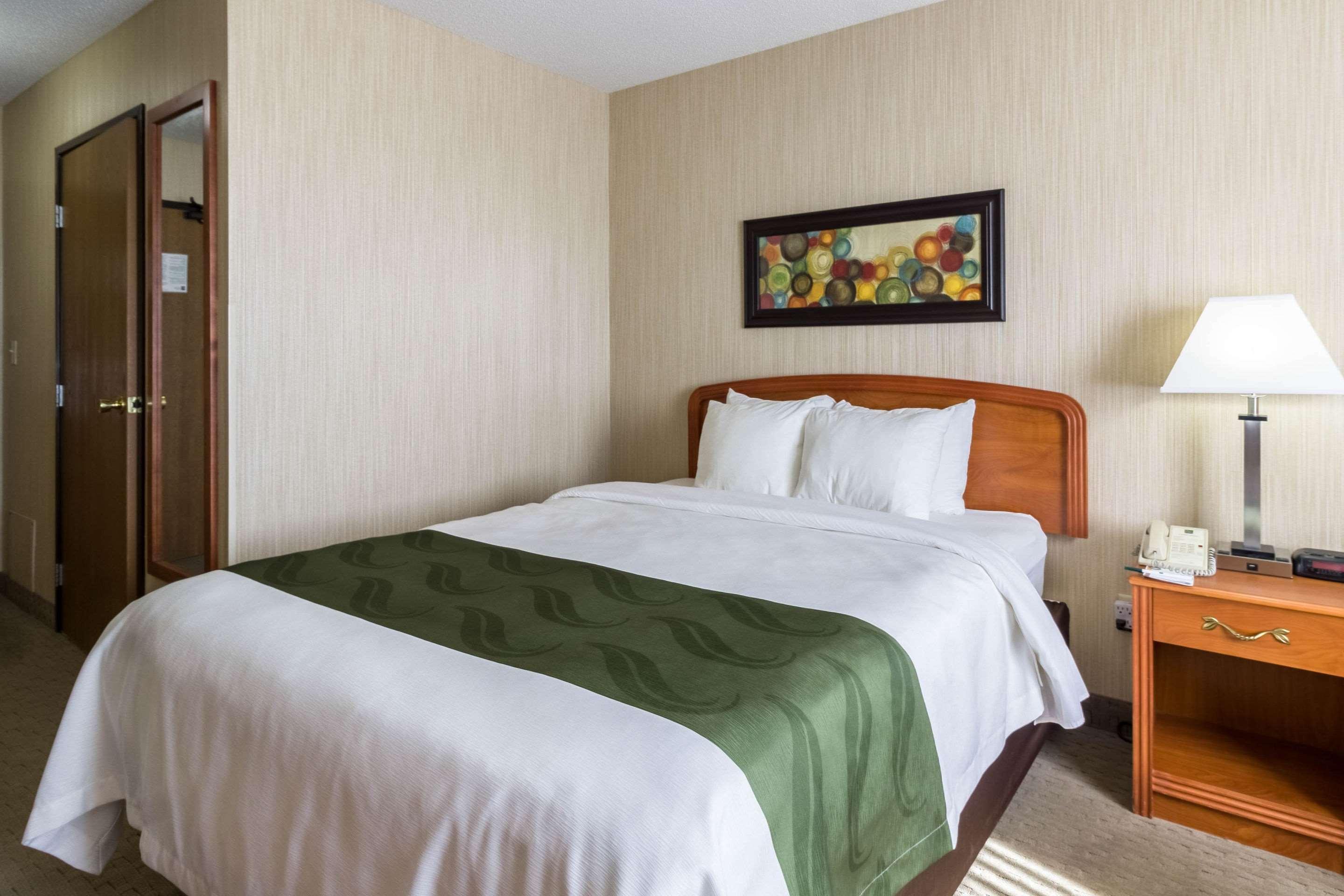 Quality Inn Marshall Mn Near University מראה חיצוני תמונה