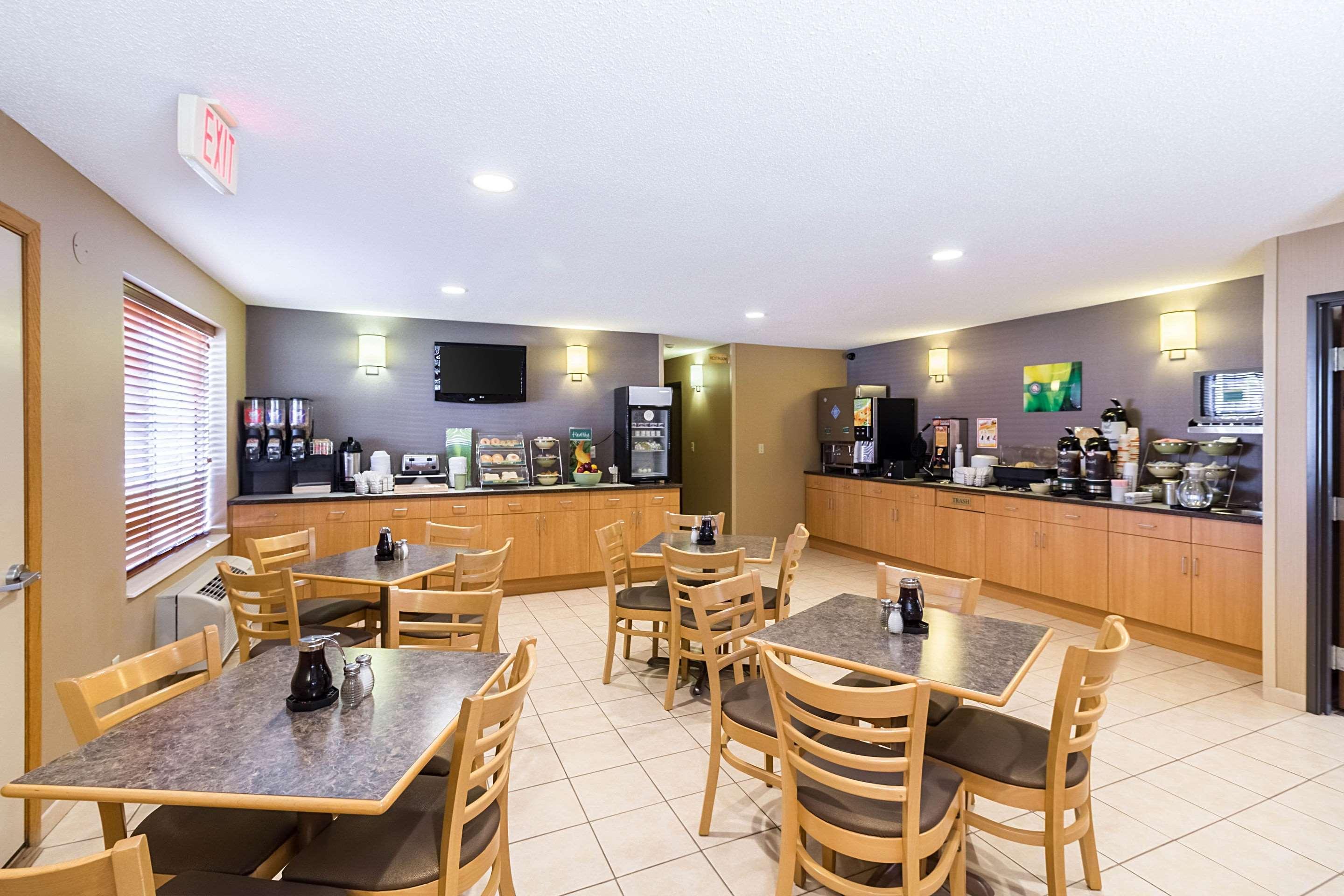 Quality Inn Marshall Mn Near University מראה חיצוני תמונה