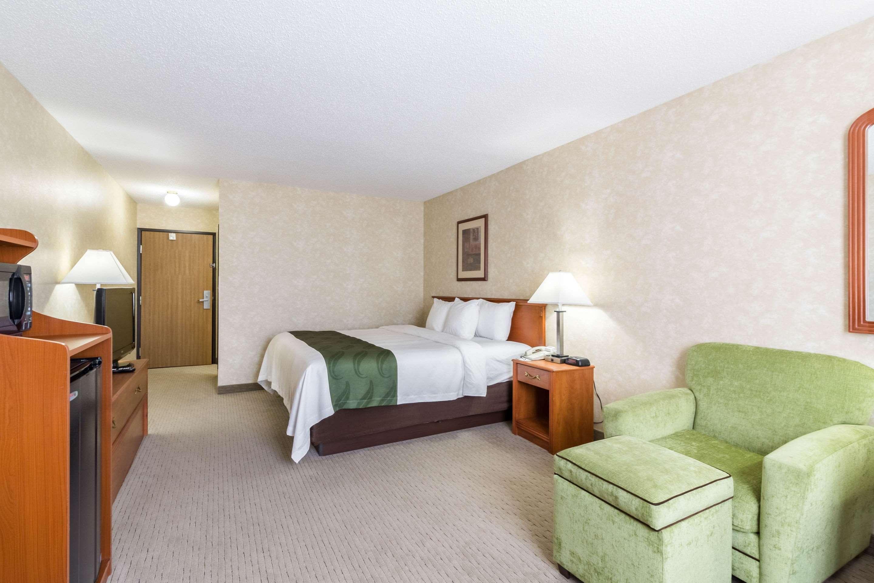 Quality Inn Marshall Mn Near University מראה חיצוני תמונה