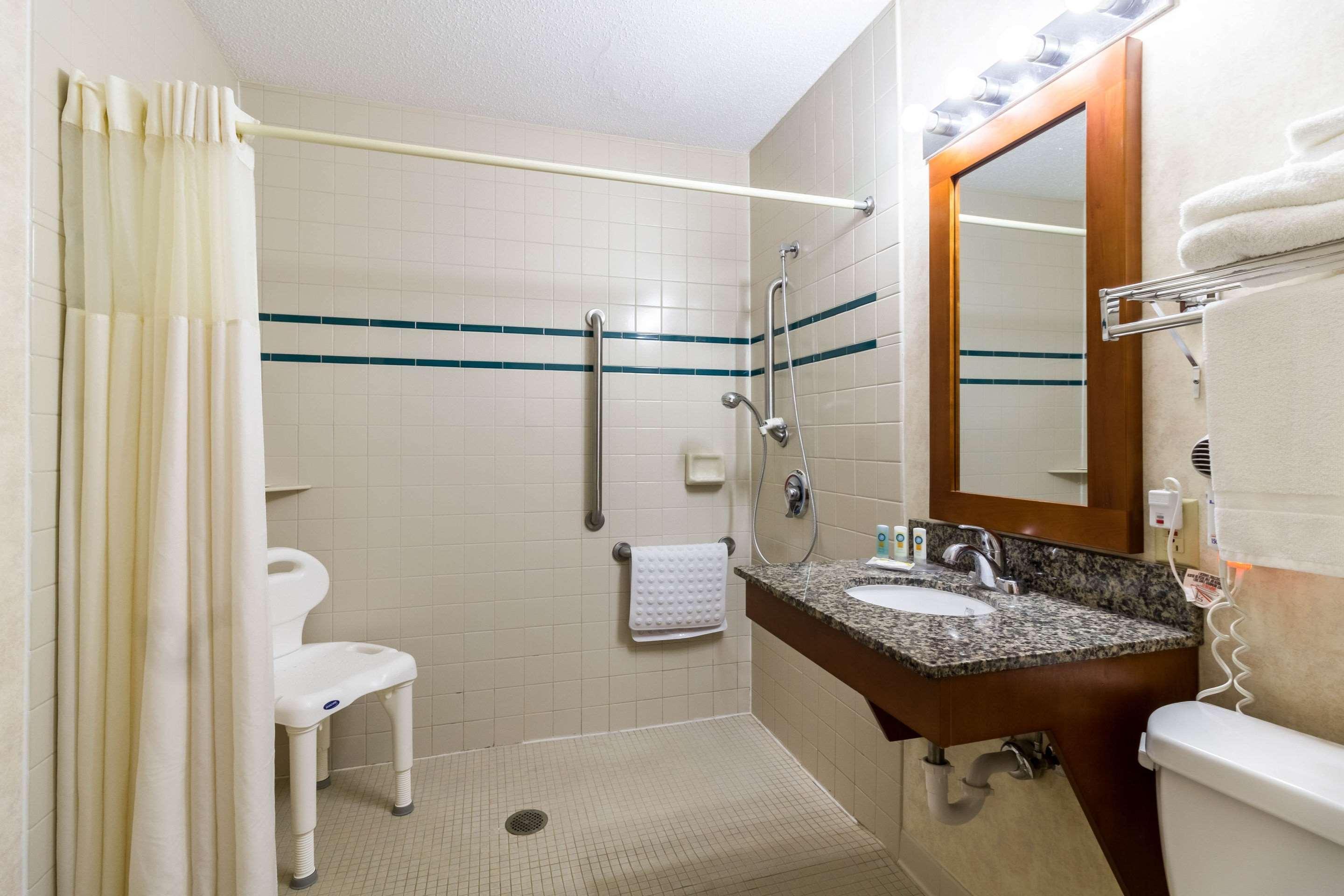 Quality Inn Marshall Mn Near University מראה חיצוני תמונה